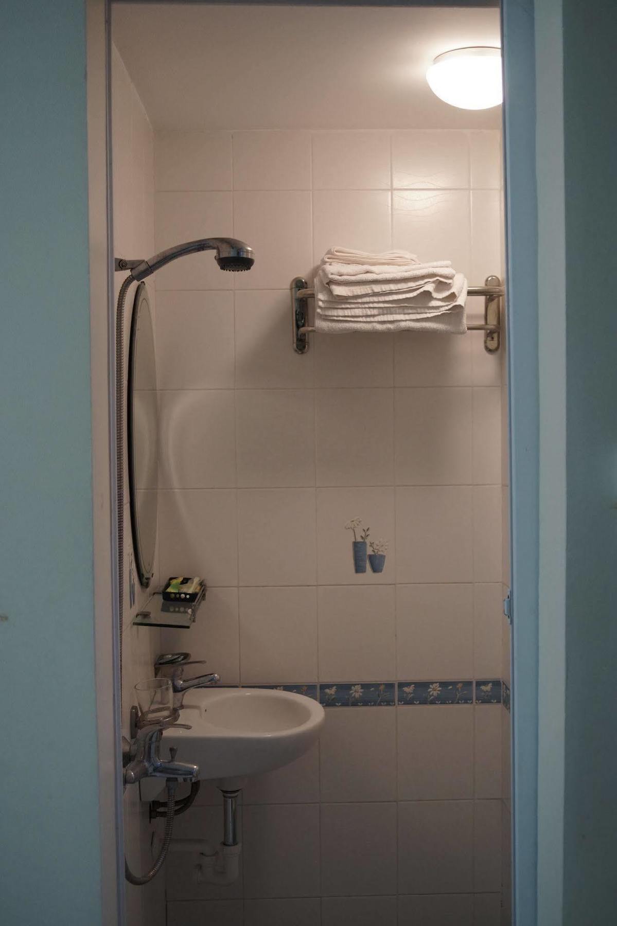 Hotel Douceur De L'Aube Hanoi Esterno foto